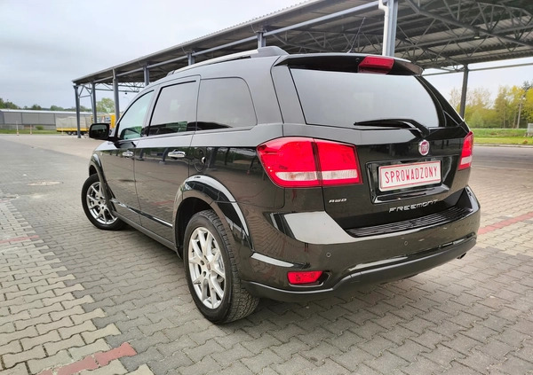 Fiat Freemont cena 44900 przebieg: 159800, rok produkcji 2012 z Staszów małe 742